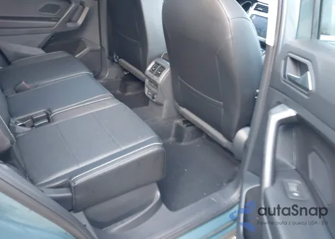 2021 Volkswagen Tiguan 2.0T Se/2.0T Se R-Line Black/2.0T Sel из США, поврежденный, VIN 3VV2B7AX3MM087713